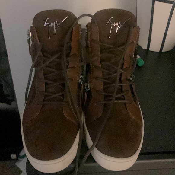 Brown Giuseppe Zanotti in very good condition with dust bag no box - Picture 4 of 6